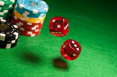 Card dealing sequence in baccarat